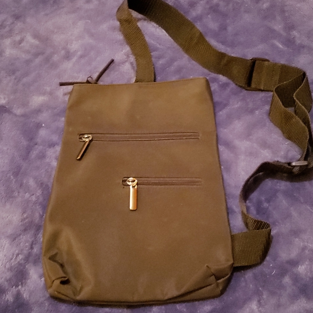 🔷️$8/ea OR 3/$20🔷️Crossbody Bag